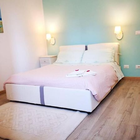 Delizioso Appartamento Cosy Ristrutturato Parma Kültér fotó